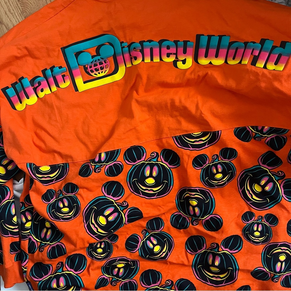 Walt Disney World 2023 Halloween Spirit Jersey Size XL - Picture 3 of 4